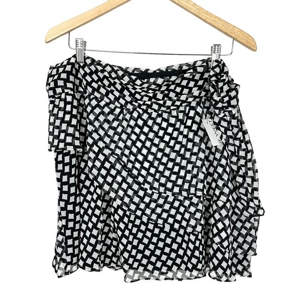NWT Nine West Geometric Checkered Chiffon A-line Mini Skirt Black White Size XXL - Picture 1 of 6
